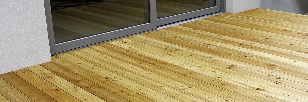 Deska tarasowa – drewno naturalne